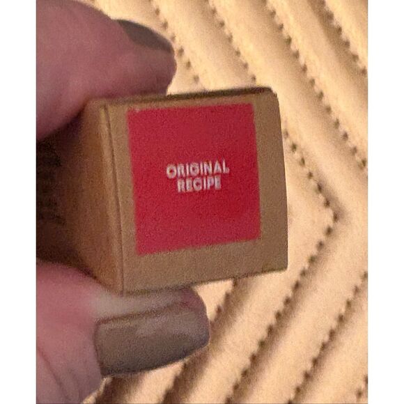 GXVE - NWT I'm Still Here Lightweight Longwear Matte Lipstick/"Original Recipe" - Picture 8 of 16